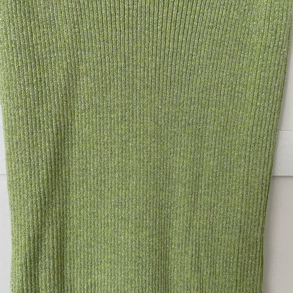 Pretty Little Thing Green Maxi Dress - Picture 2 of 3